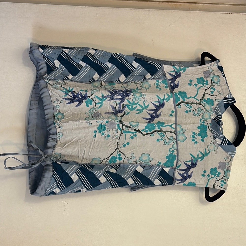 Chic Floral Women's Blouse in Blue and Gray